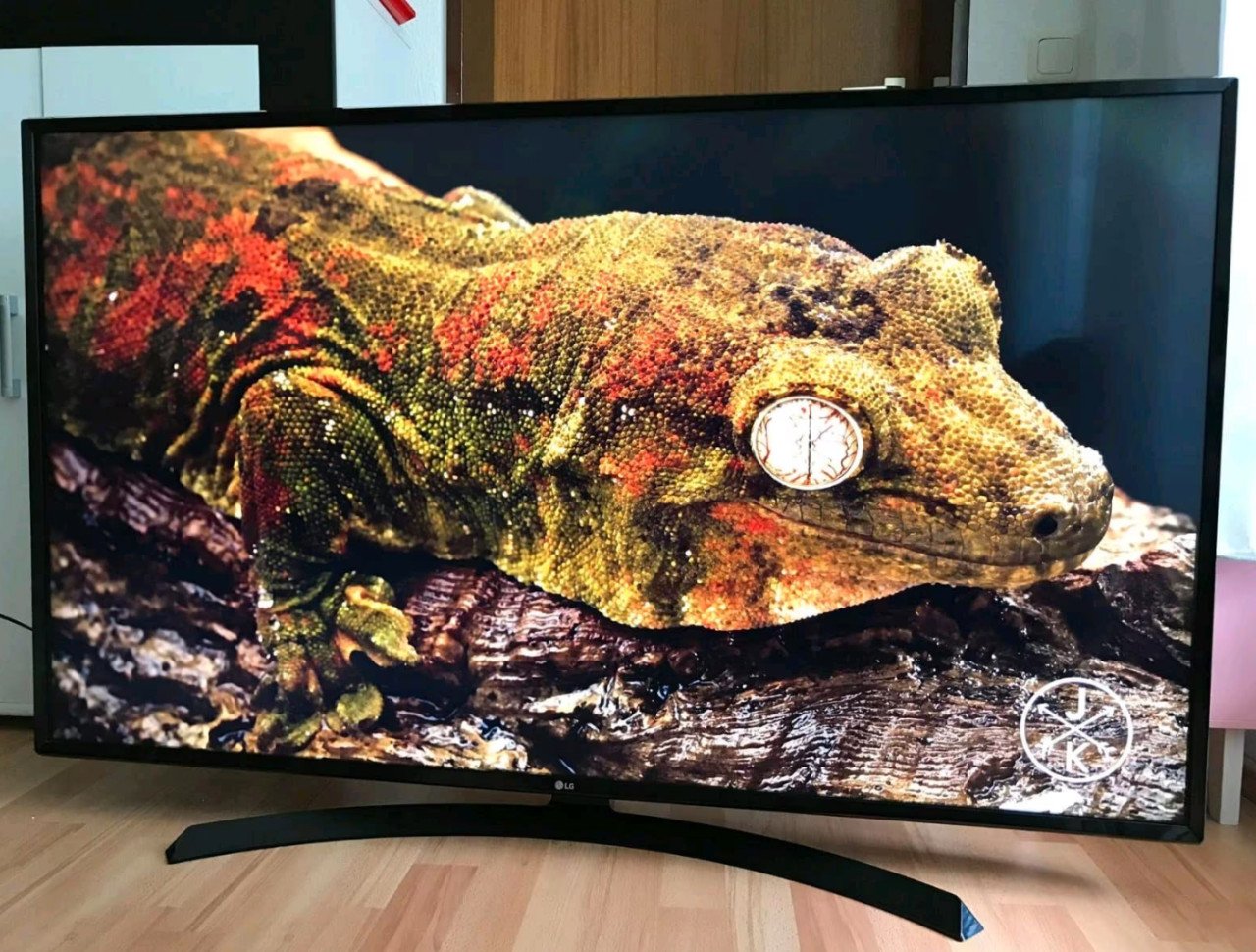 Prachtige Smart 49 inch (125CM) cm grote LG 4K uhd led tv. Wi-Fi Bluetooth