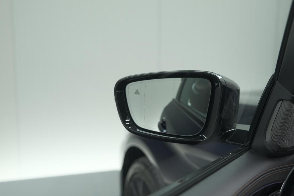 BMW 5 Serie 545e xdrive business edition plus | m sportpakket | driving ass