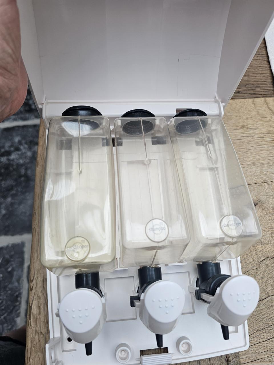 Zeepdispenser voor douche of badkamer - 3-in 1