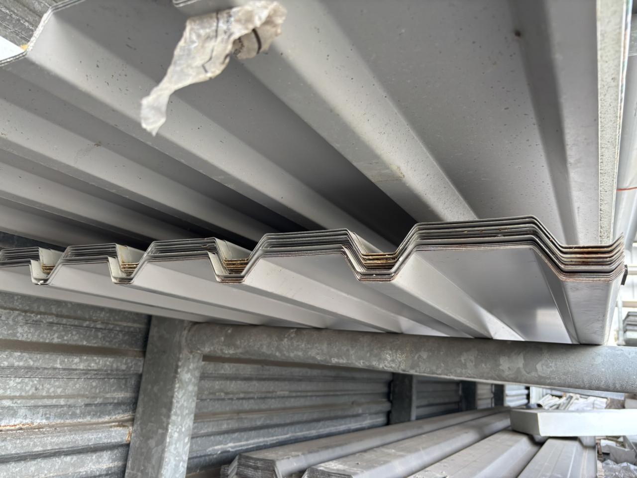 Profielplaten   21 stuks van 8 mtr