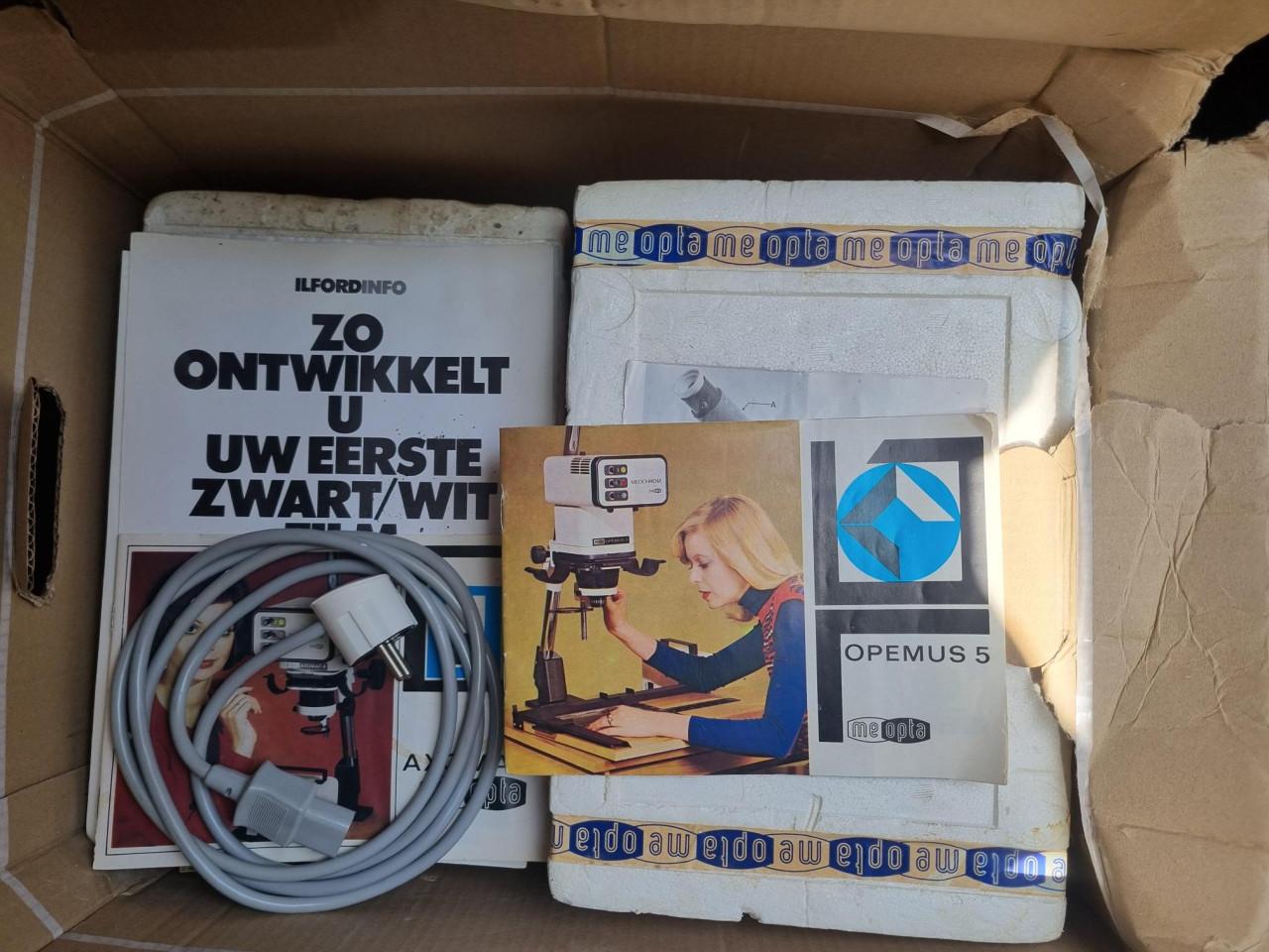 Diverse doka apparatuur 2 x VERGROTINGS-Apparaat