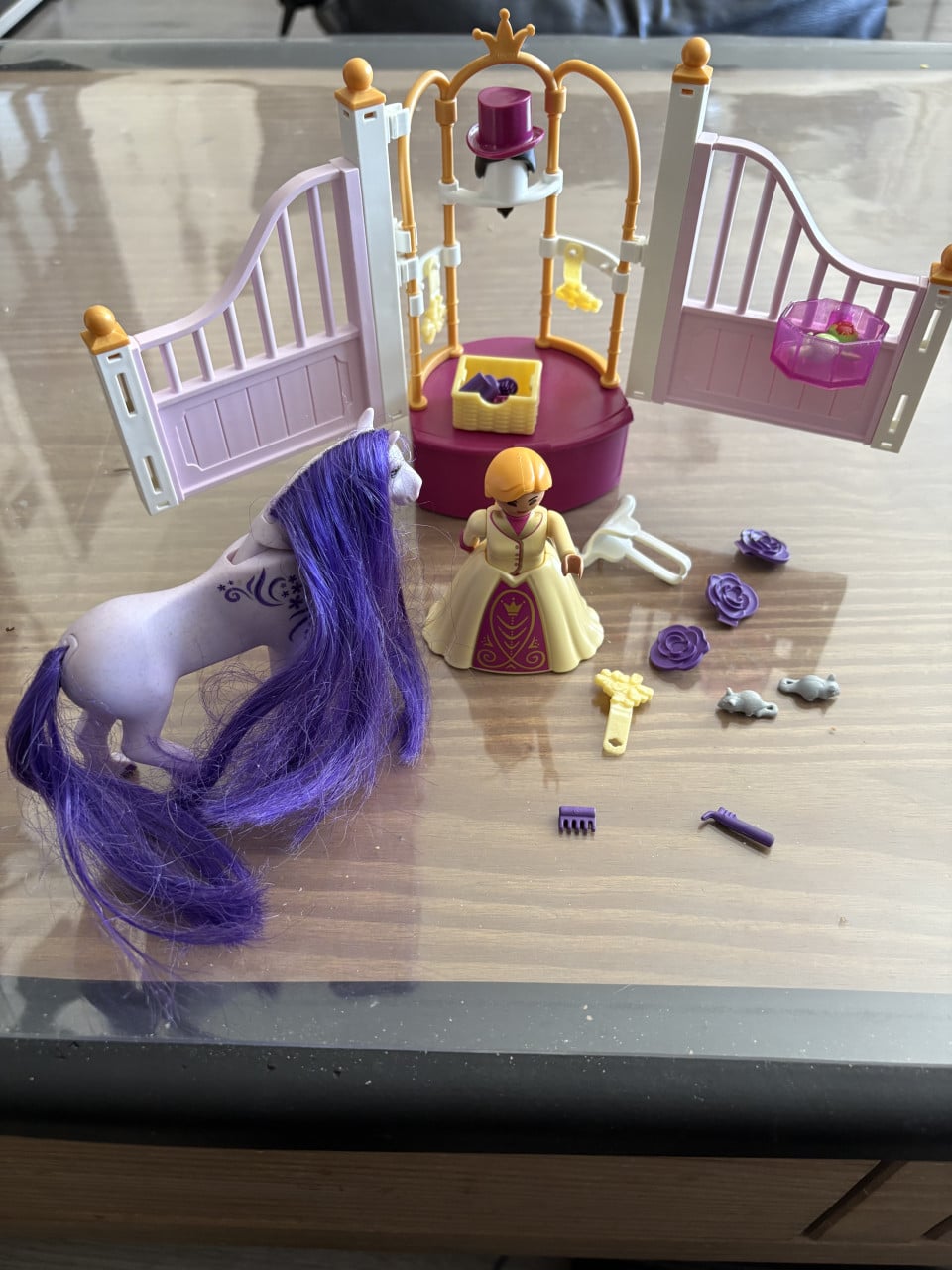 Playmobil roze paardenstal van de prinses