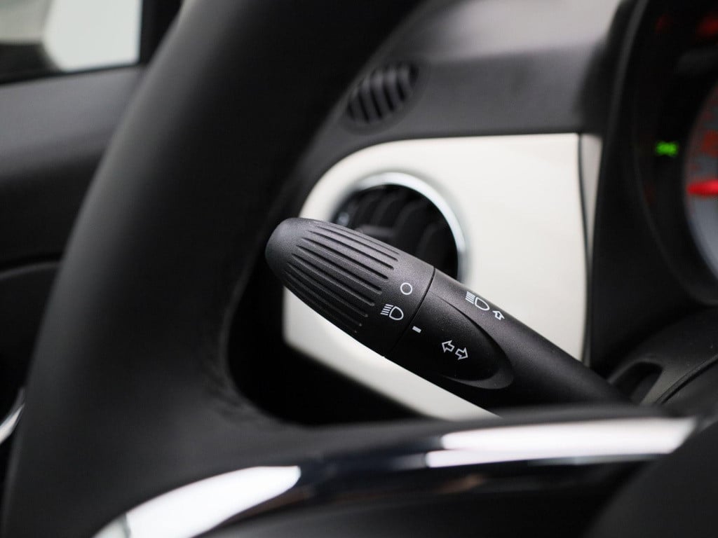 Fiat 500 1.0 hybrid dolcevita | lmv | panorama dak | bluetooth | airco | pa
