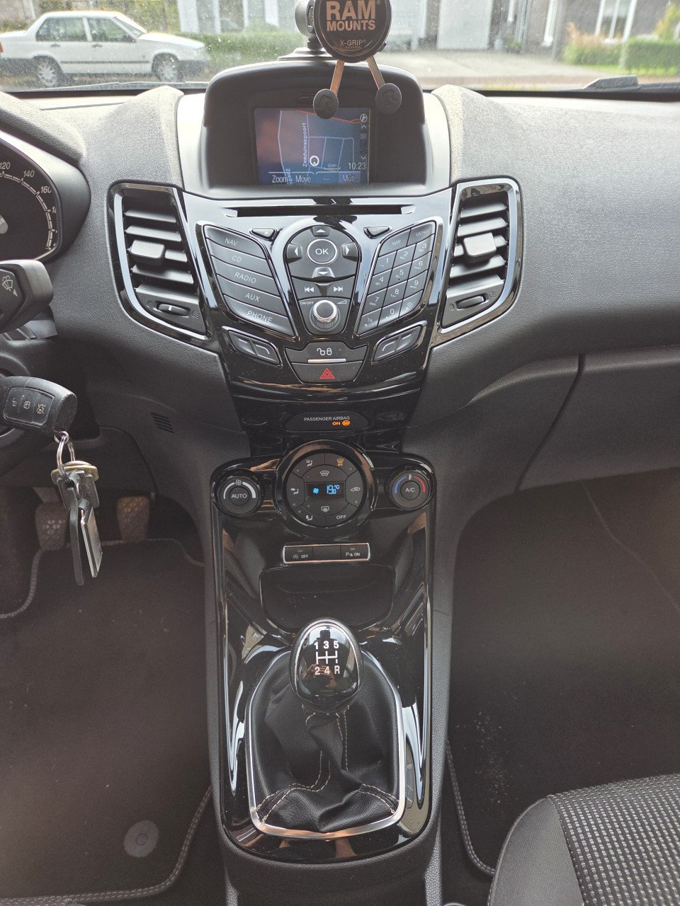 Ford Fiësta ecoboost Titanium 101pk