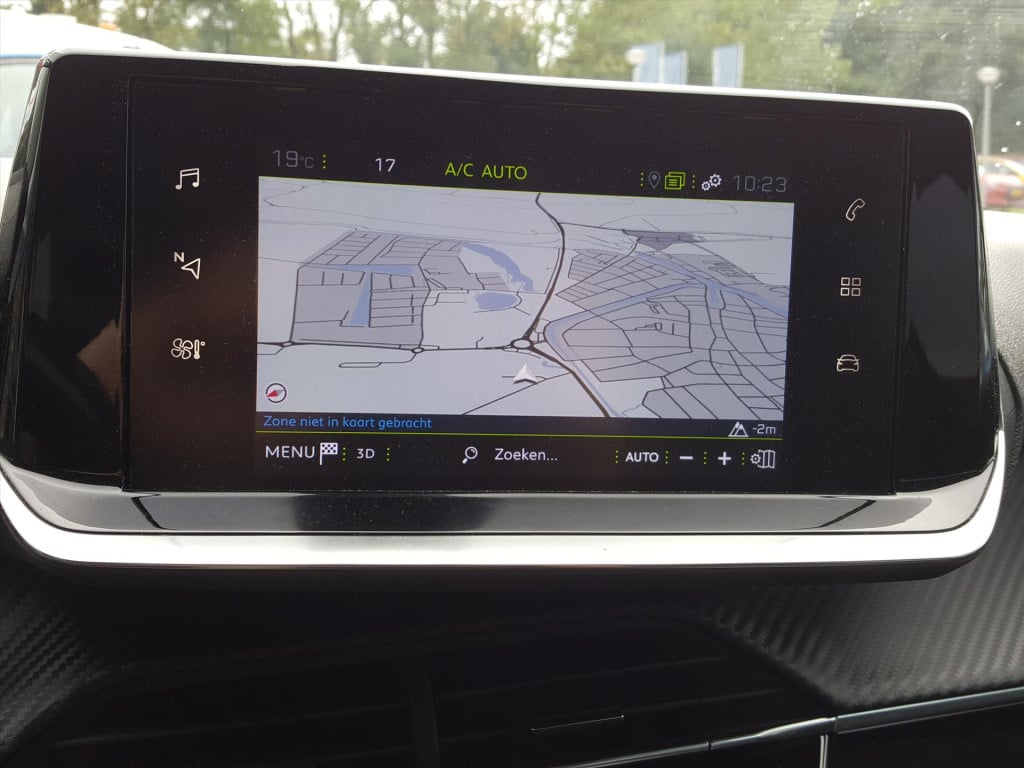 Peugeot 208 1.2 puretech 100pk allure navigatie | apple carplay & android a