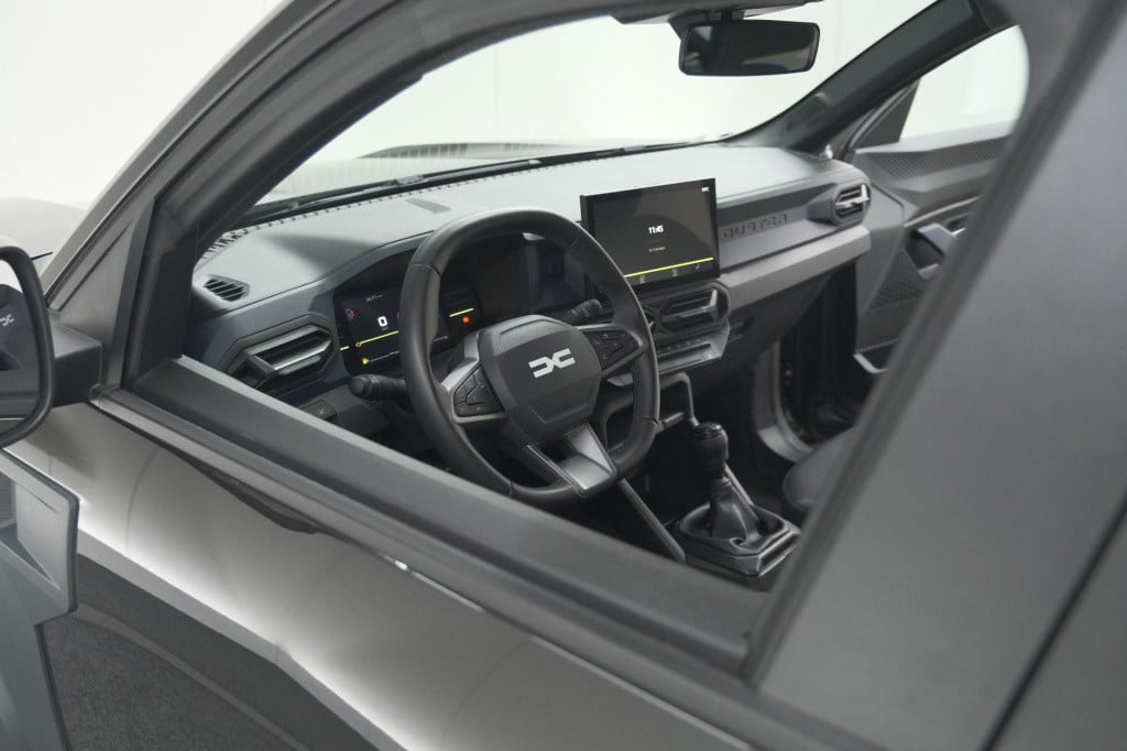 Dacia Duster mild hybrid 130 expression | camera | stoelverwarming | apple