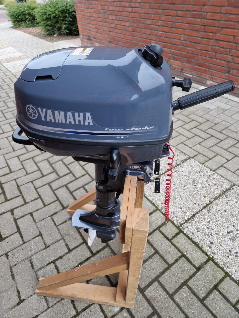 Yamaha 6 pk 4-takt kortstaart b.j. 2019 NIEUWSTAAT !!!