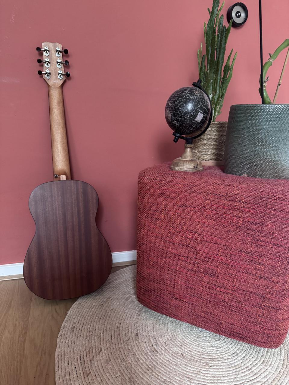 Nieuw. Cordoba Mini klassieke gitaar met tas.