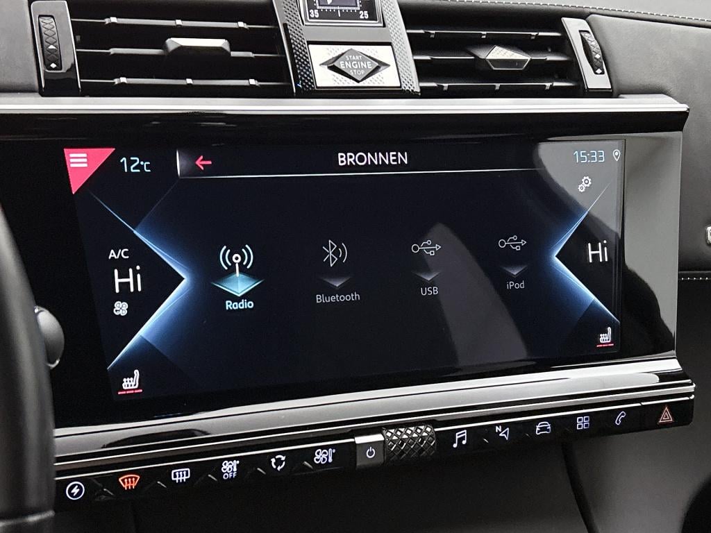 Ds Ds 7 crossback e-tense 300pk 4x4 automaat louvre | leder | adaptive crui