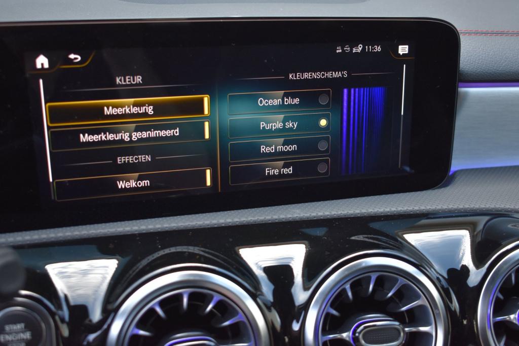 Mercedes-Benz Cla 180 amg night | sfeerverlichting | camera | apple carplay