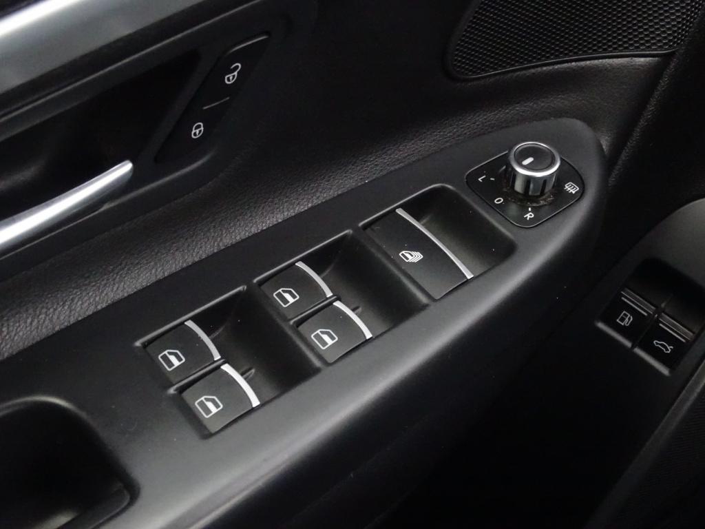 Volkswagen Eos 1.4 tsi highline | leder | bluetooth