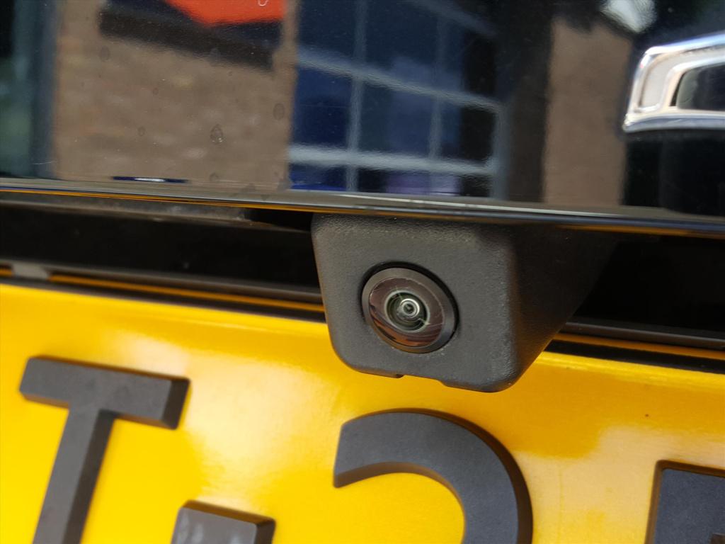 Peugeot 2008 allure pack 1.2-100pk navigatie | keyless entry | applecarplay