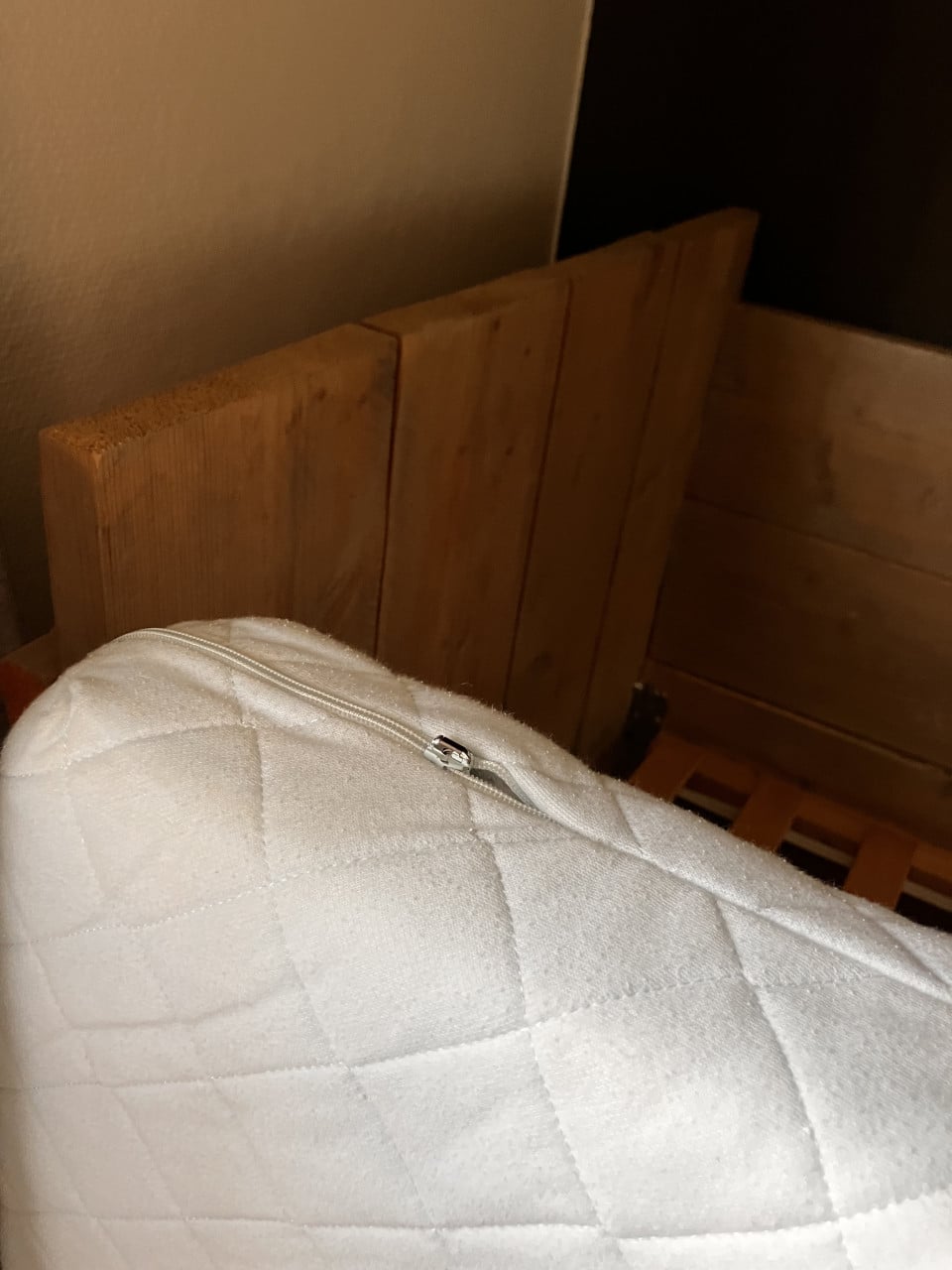 Peuter/ kleuter bed steigerhout