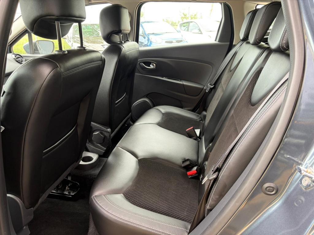Renault Clio estate 0.9 tce intens