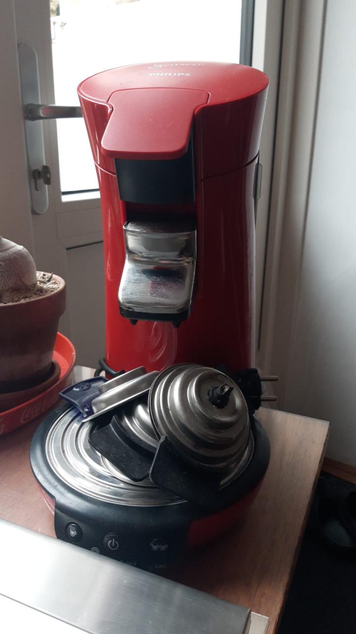 Koffiezet apparaat en weegschaal