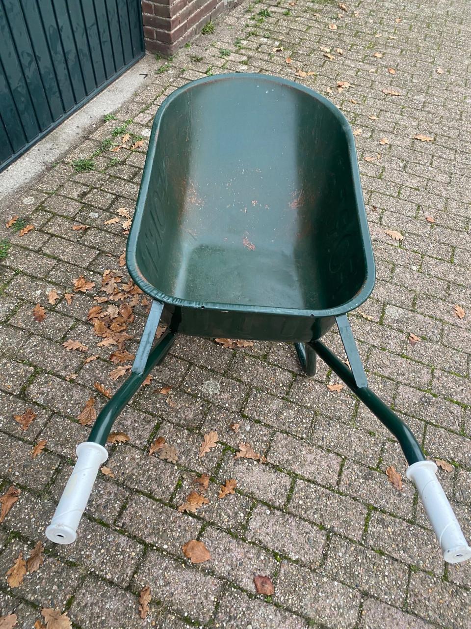 Altrad Fort Kruiwagen - Groen Metaal - 80 Liter