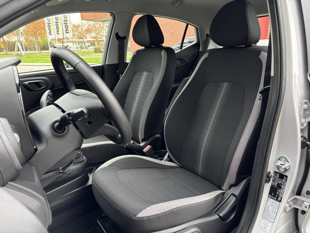 Hyundai I 10 1.0 comfort smart nieuw model! | navigatie | camera | apple ca