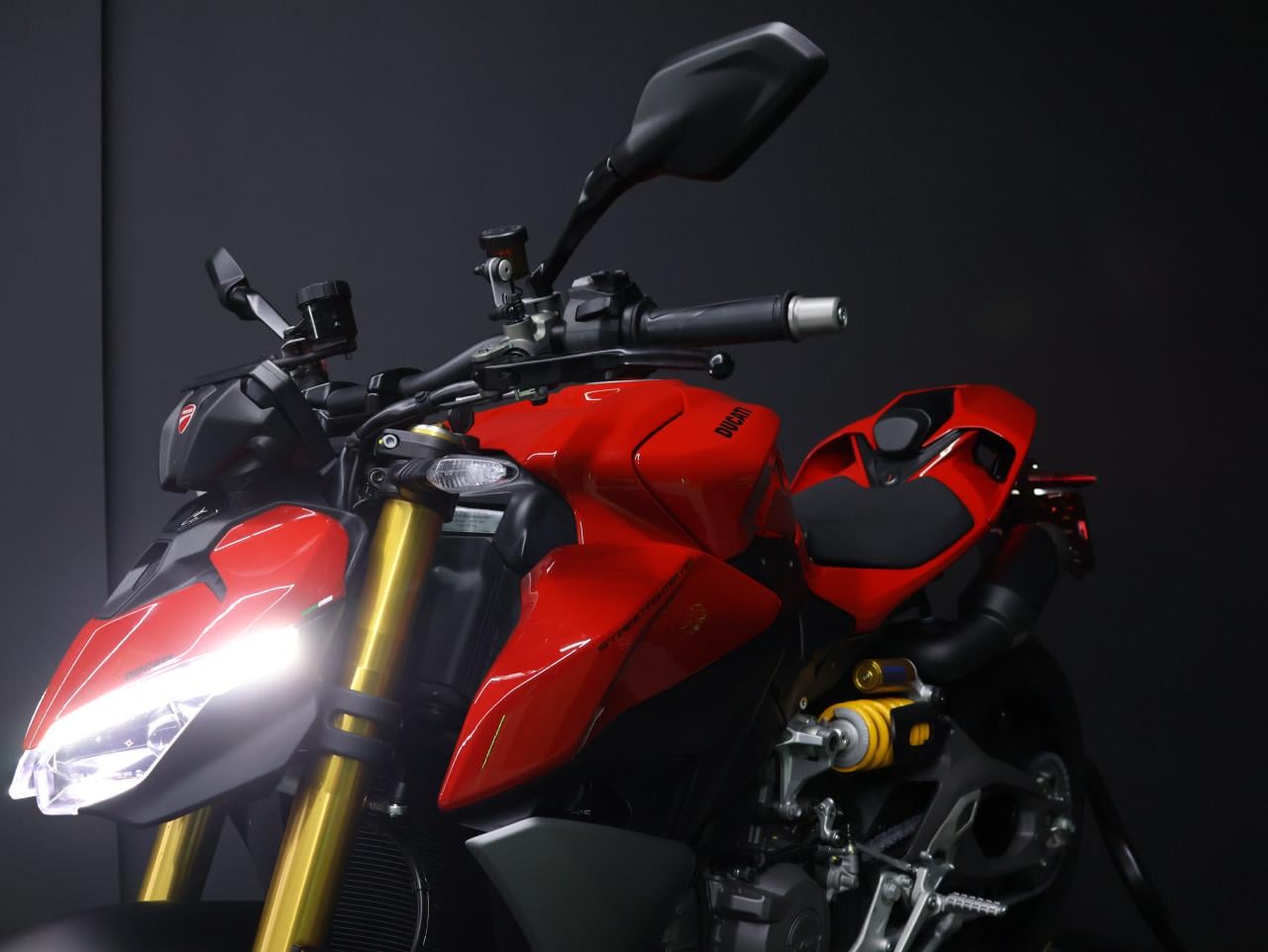 STREETFIGHTER V2 S | BTW Motor