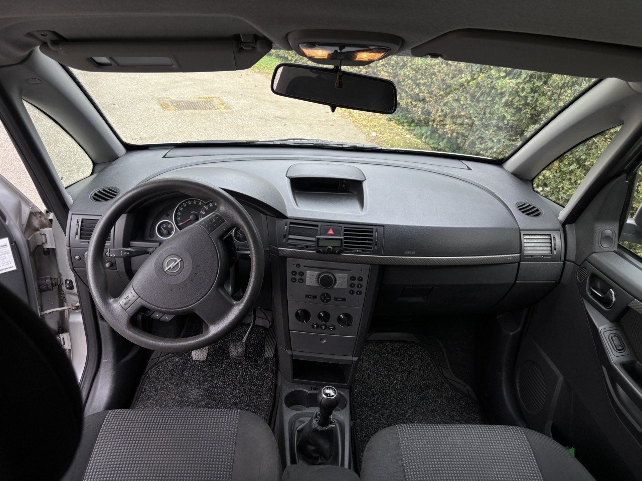 Opel Meriva - 1.6 Benzine - 105PK - Met trekhaak