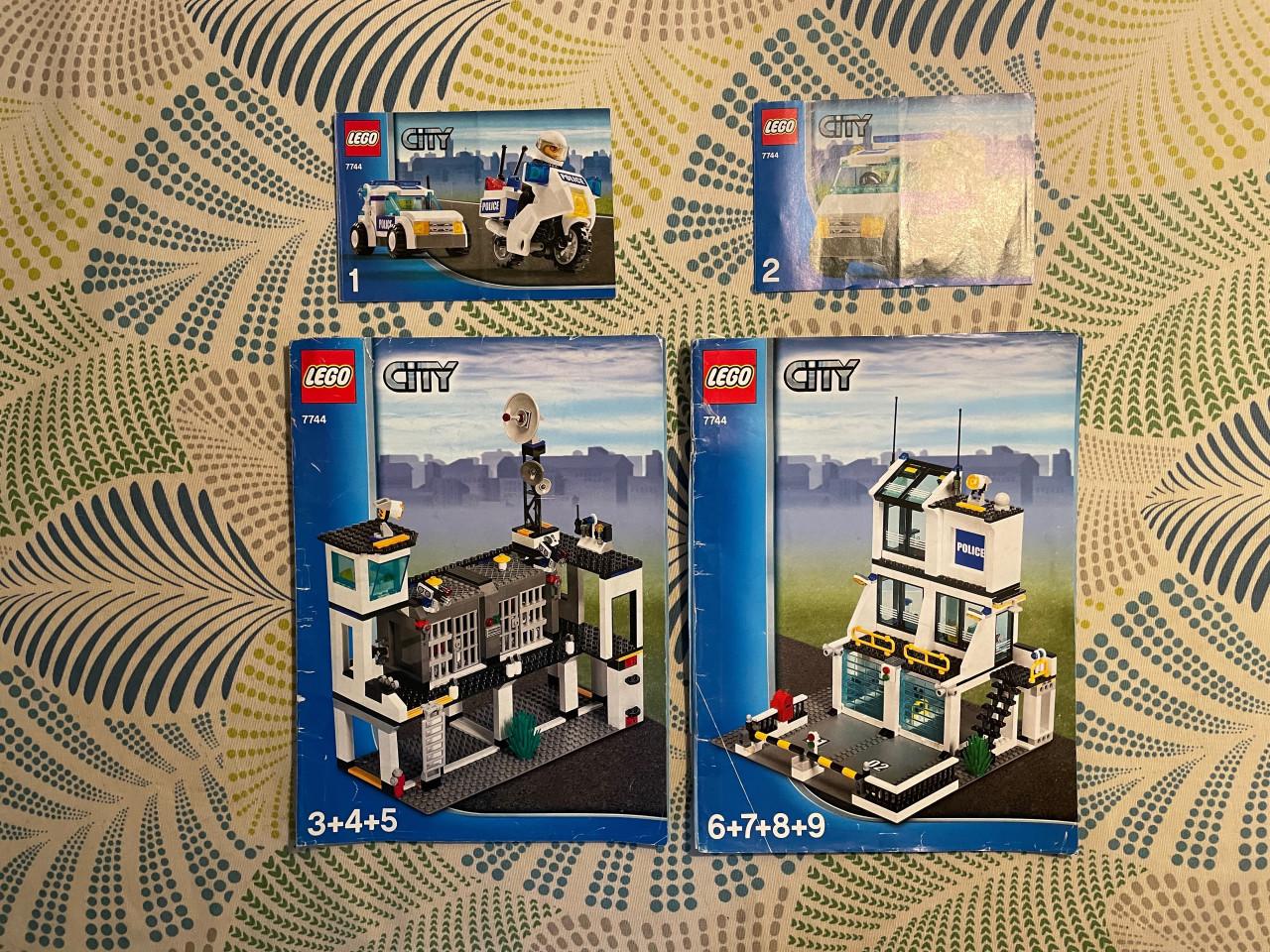 Lego City: Politiebureau 7744