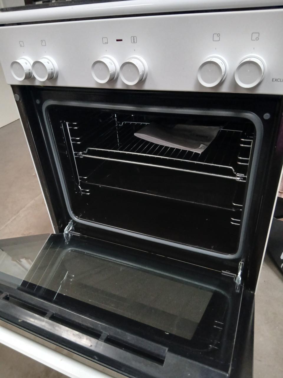 Bosch gasfornuis schoon en netjes
