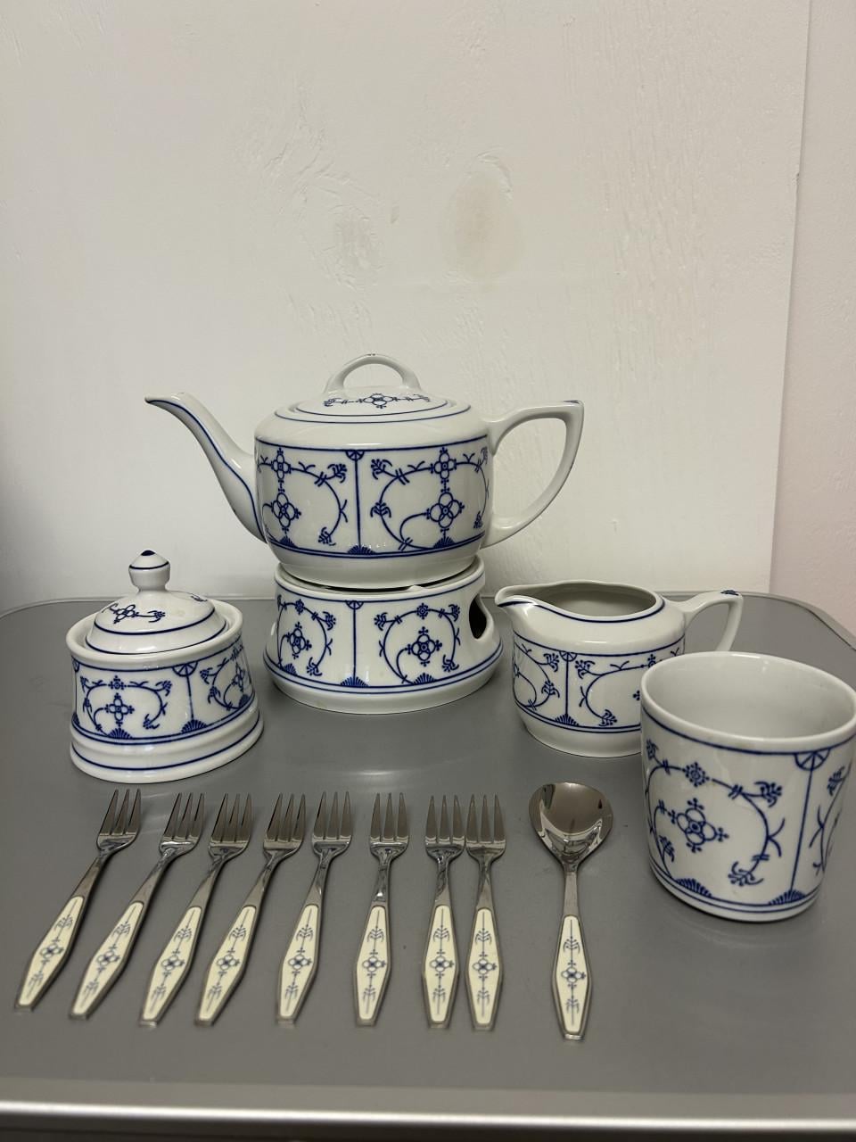 Blau-Saks Jäger servies. Porselein
