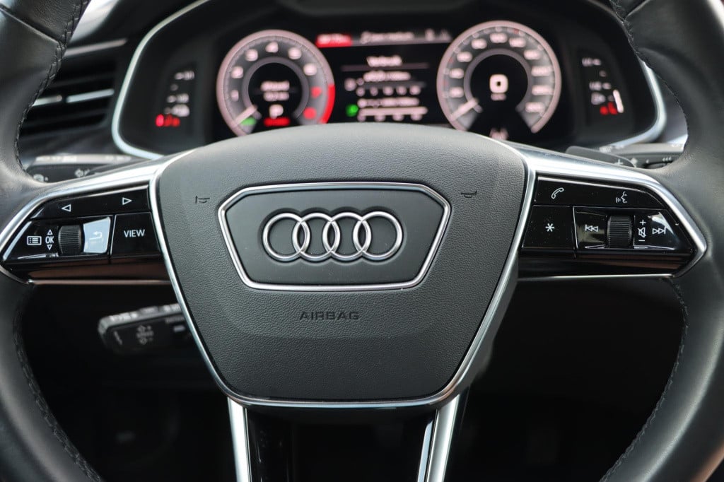 Audi A6 avant 50 tfsi e quattro design 299pk s-tronic