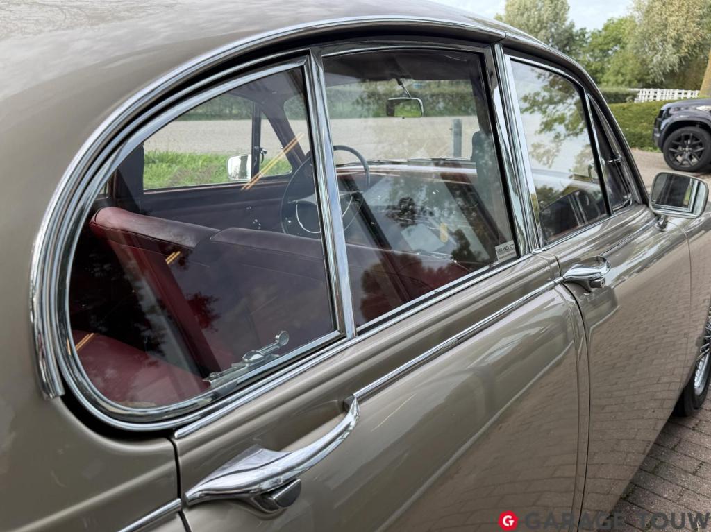 Jaguar S-Type 3.4 s-type origineel nl, 2e eigenaar btw auto!