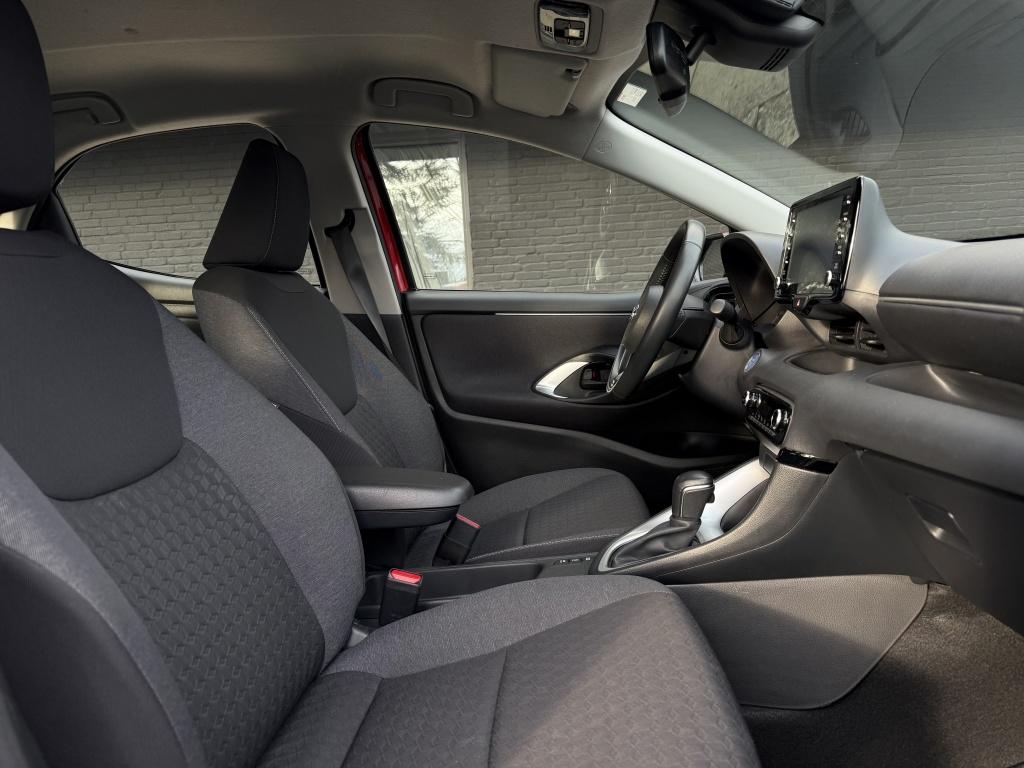 Toyota Yaris 1.5 hybrid 115 bns