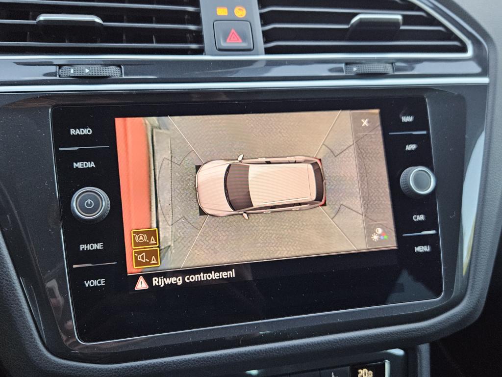 Volkswagen Tiguan 1.5 tsi act highline business r | acc | 360 cam | rijklaa