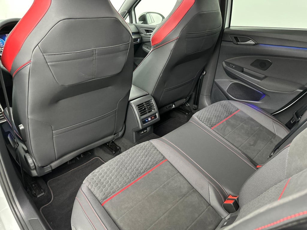 Volkswagen Golf 2.0 tsi gti clubsport black style h&k pano iq