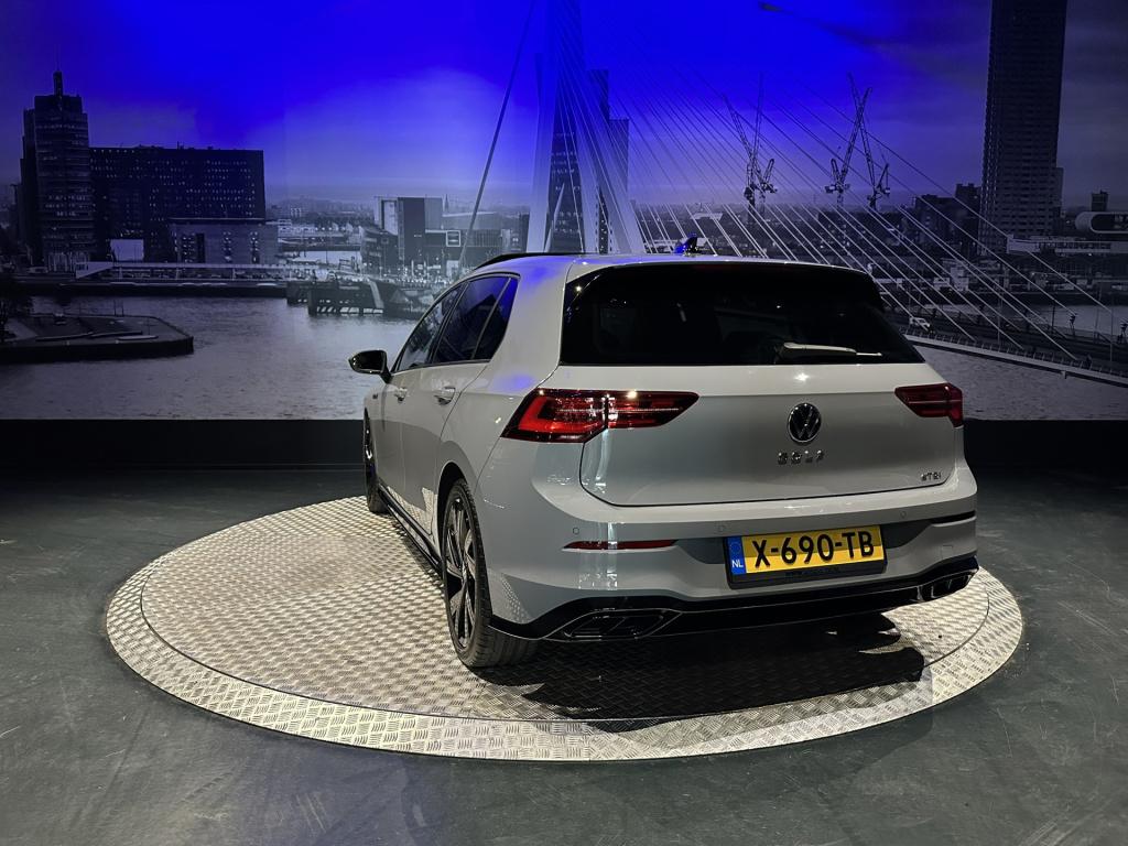 Volkswagen Golf 1.5 etsi r-line business *pano*camera*navi*appconnect*