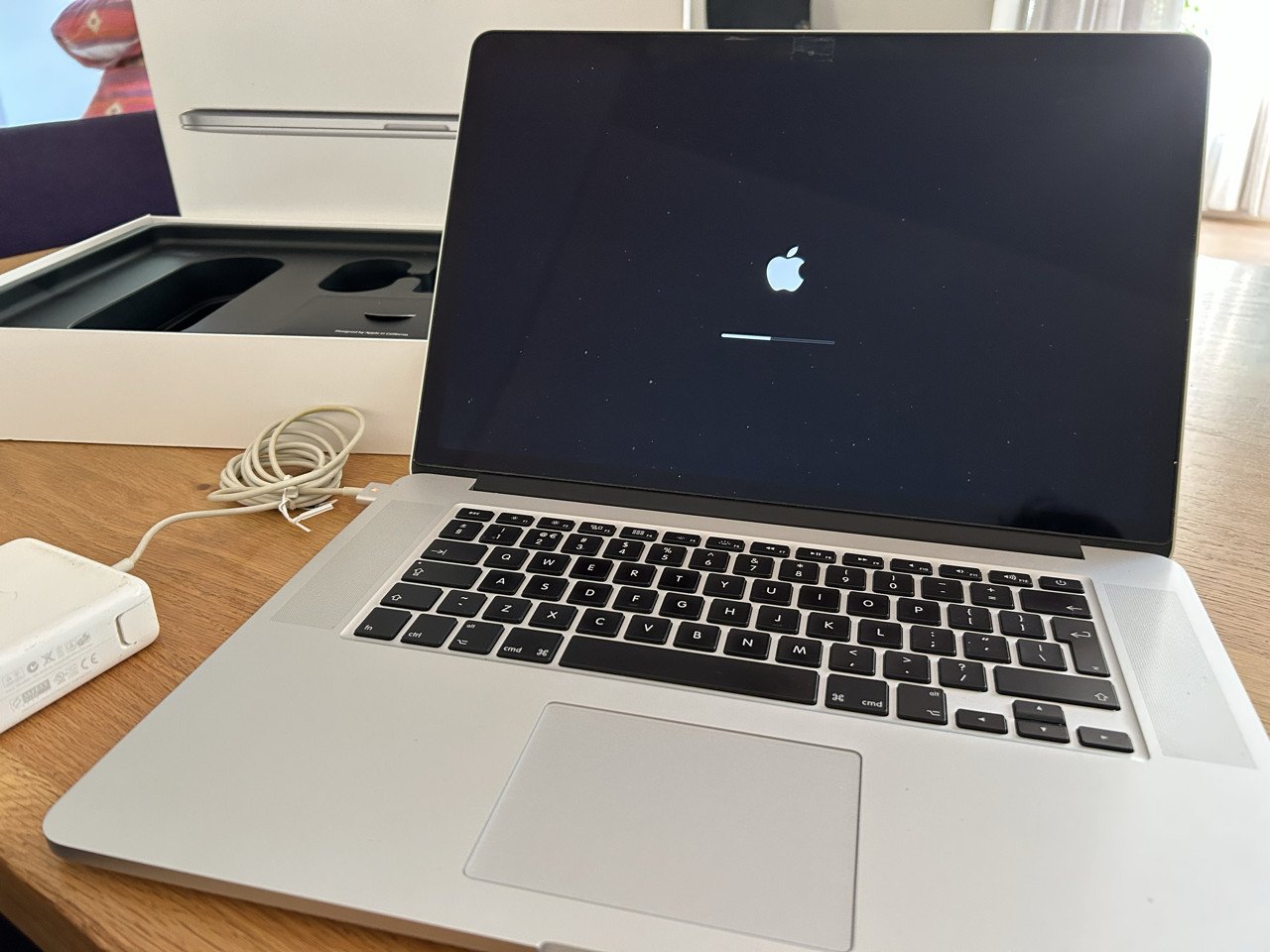 Snelle MacBook Pro 15 inch - 16 GB - 256 GB SSD - i7