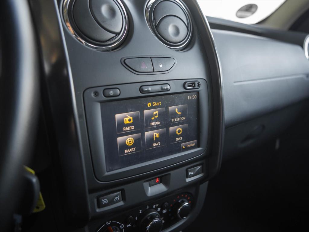 Dacia Duster tce 125pk 4x2 prestige | trekhaak | navigatie | airco | park. 