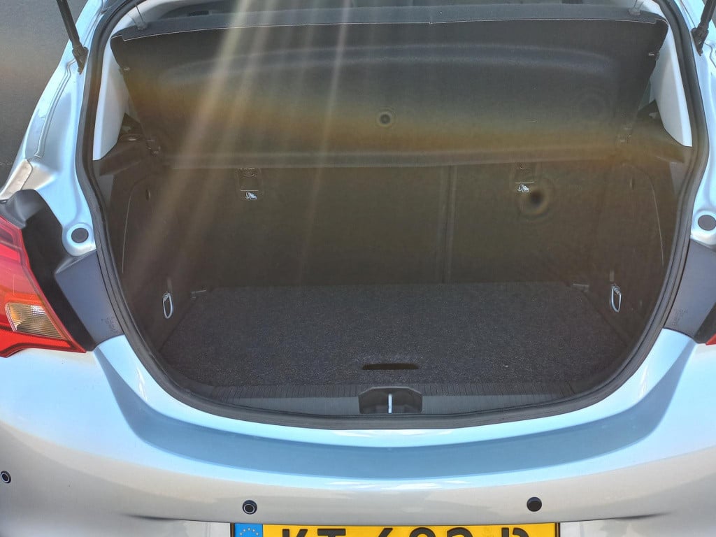 Opel Corsa 1.4 color edition | winterpakket | lmv | cruise | bluetooth