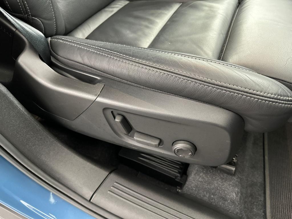 Volvo XC40 t4 211pk recharge plus dark| leder| adap.cruise| elek.stoelen| c