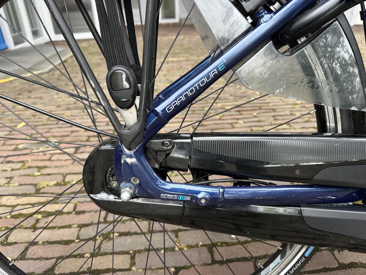 E bike Giant
