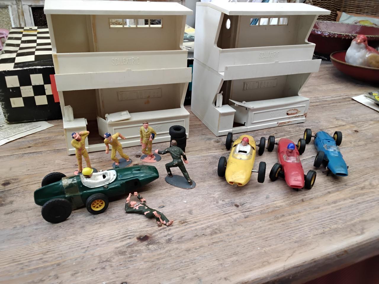 Partij 60er jaren Scalextrix racebaan