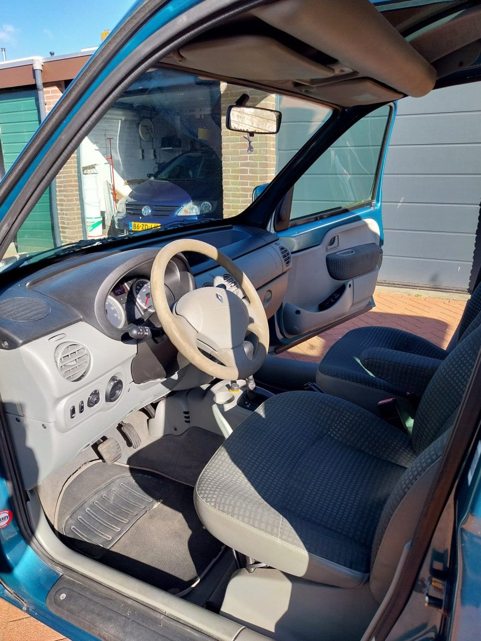 Renault kangoo invalide / mindervalide / rolstoel auto
