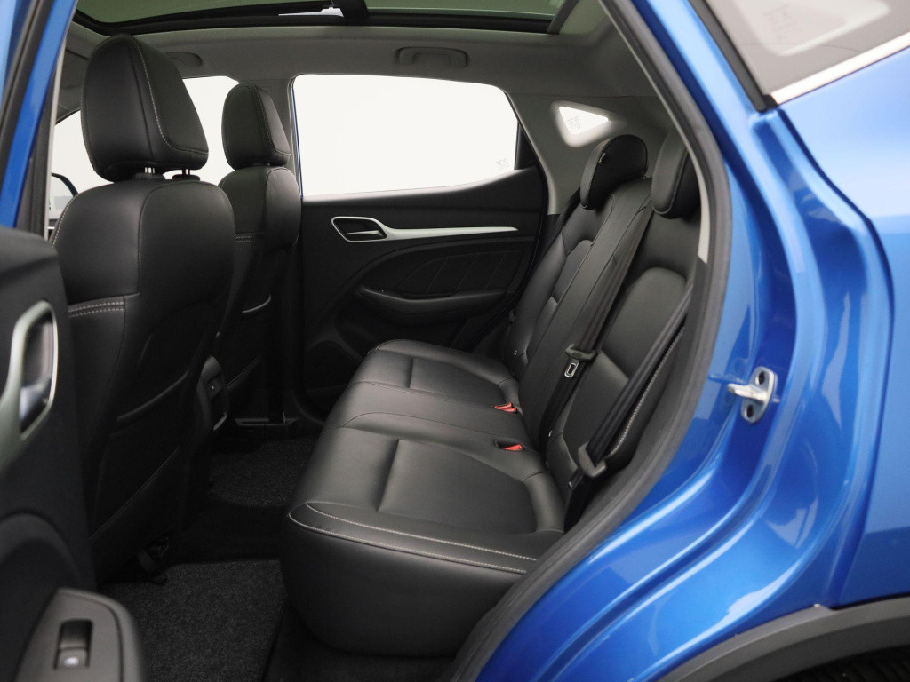 MG Zs-ev luxury 45 kwh | automaat | panoramadak | lederen bekleding | achte