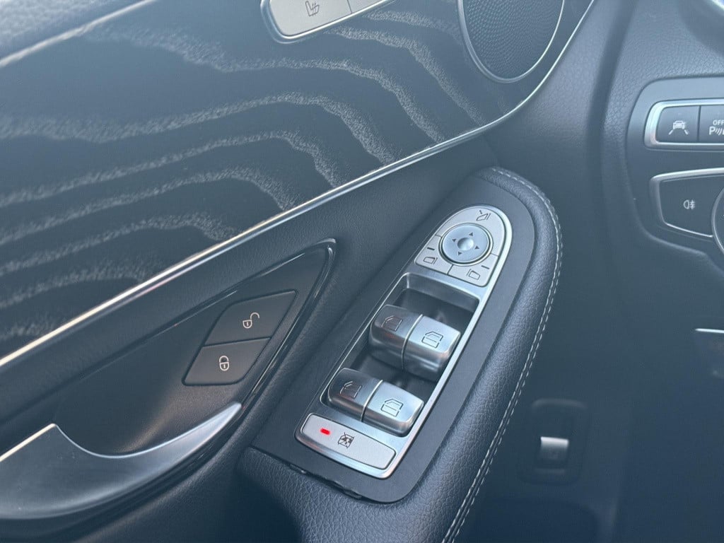 Mercedes-Benz Glc 250 4matic amg pano camera trekhaak
