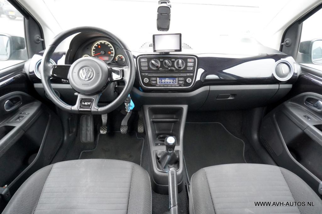 Volkswagen UP! 1.0 up! edition bluemotion