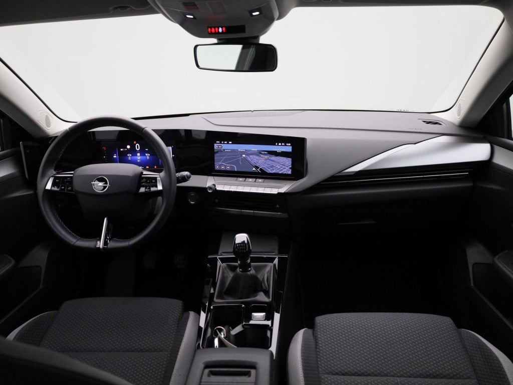 Opel Astra 1.2 edition | lmv | parkeer sensoren | virtual cockpit | climate