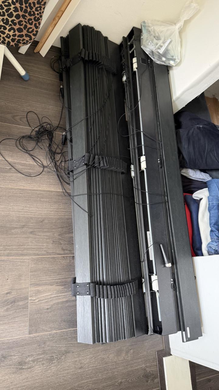 GRATIS 5 x jaloezieën zwart maatwerk