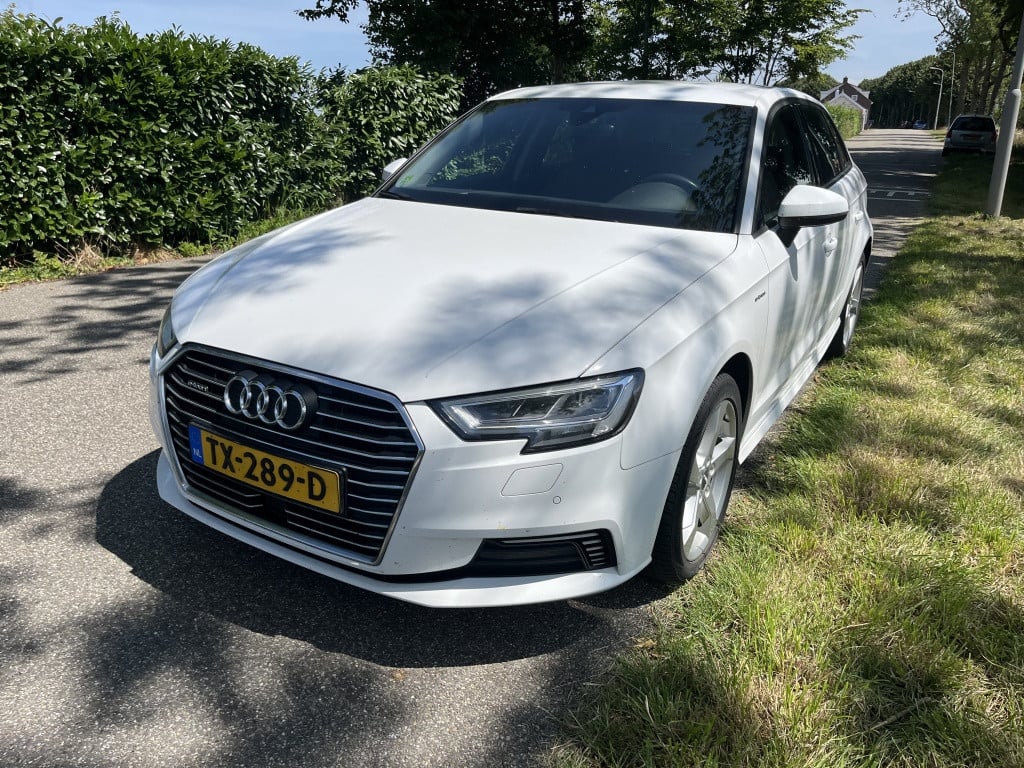 Audi A3 sportback 1.4 e-tron sport