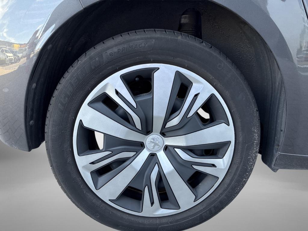 Peugeot 208 1.2 puretech active pack | lage km-stand | navigatie | airco