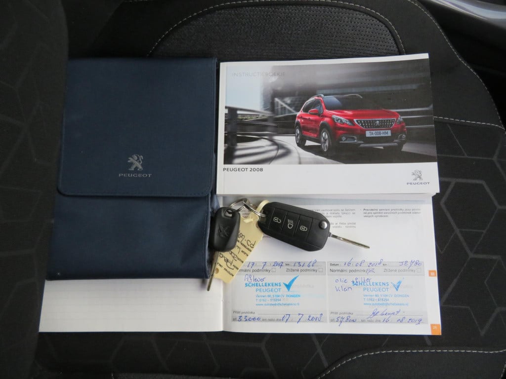 Peugeot 2008 suv 1.2 active clima/nav/park/trekhaak