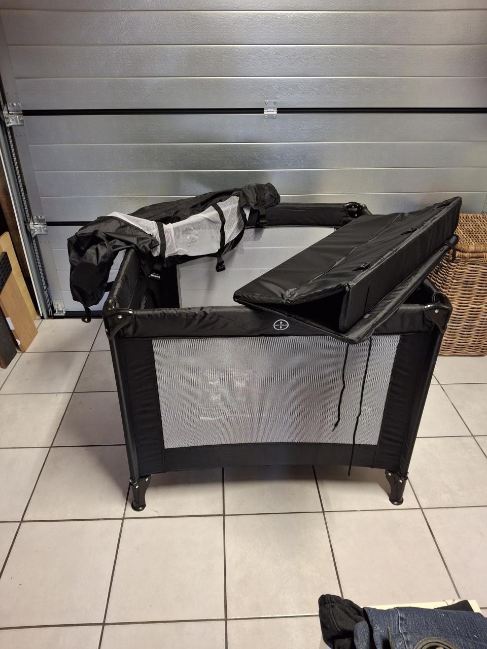 Baby box