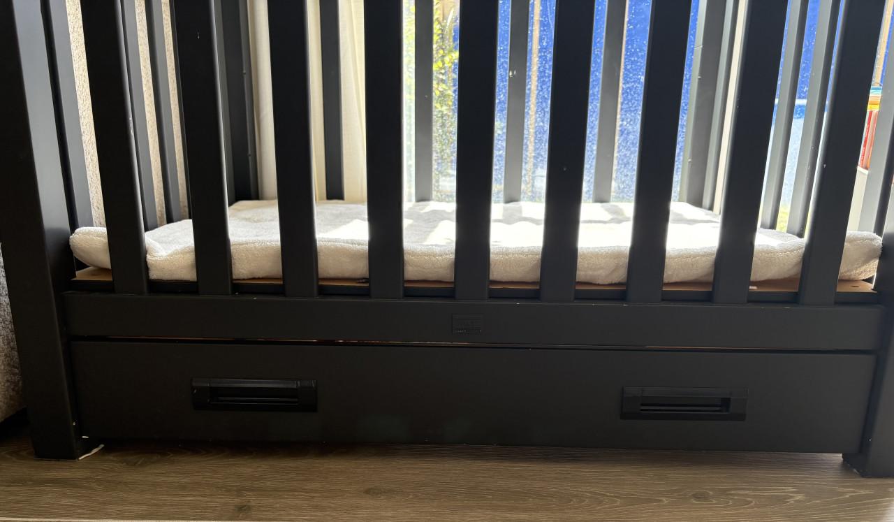 Box zwart met lade