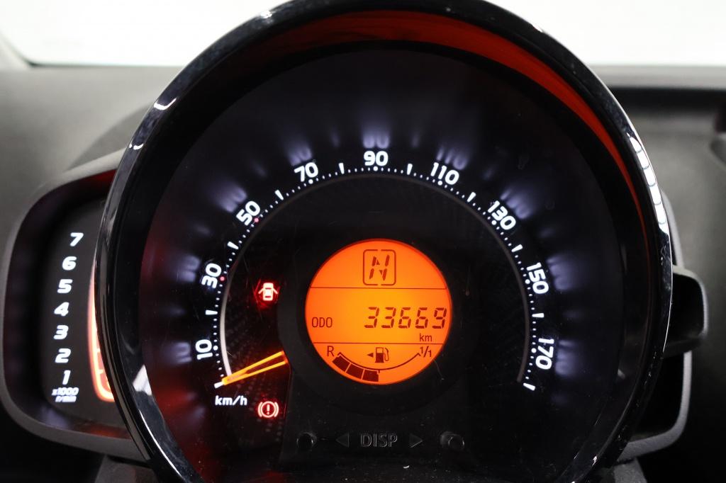 Toyota Aygo 1.0 vvt-i x-play